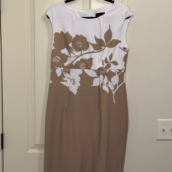 connected apparel Dresses & Skirts - Connected Apparel White and Tan Floral Midi Dress